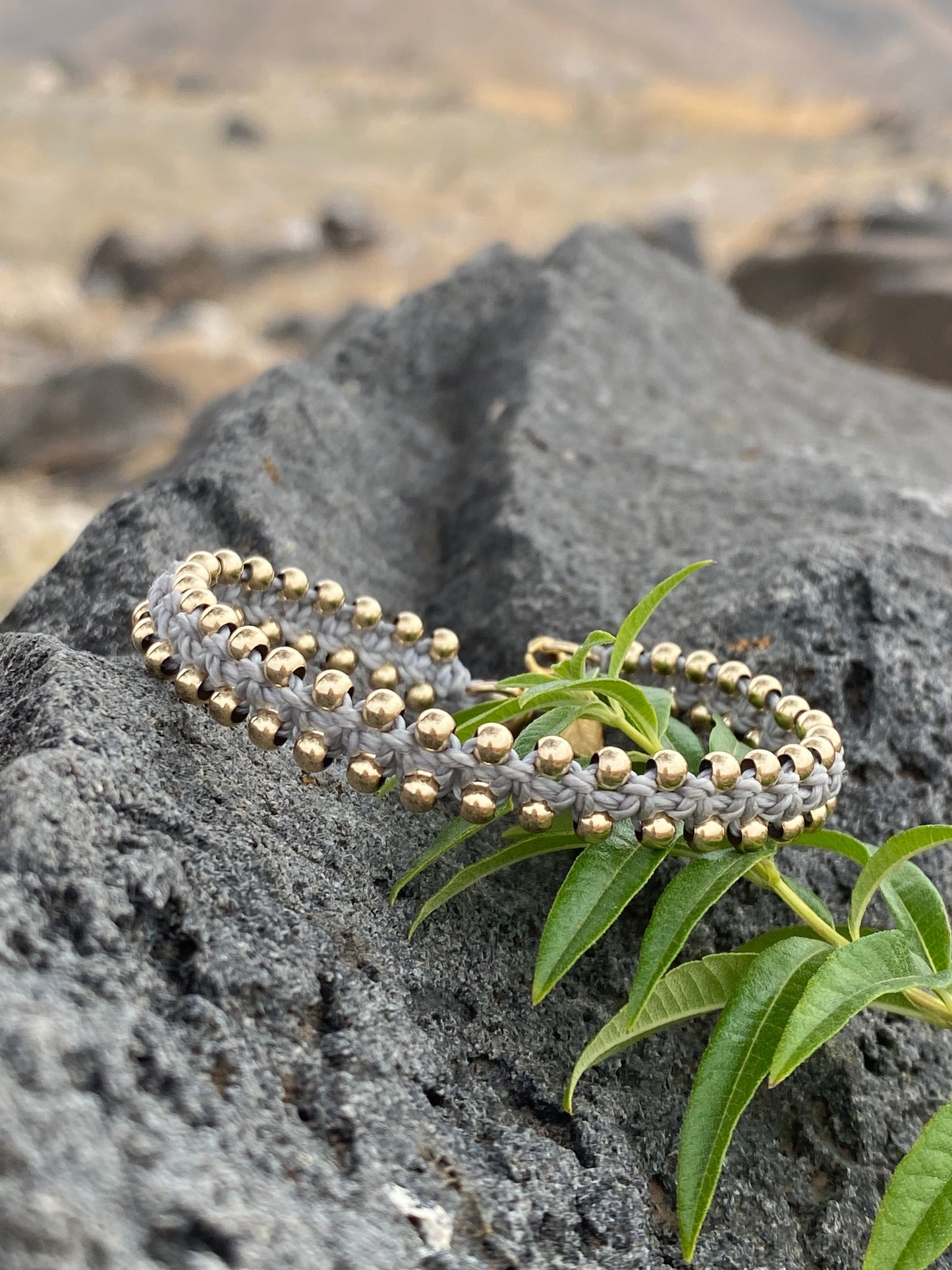 צמיד  פז | מקרמה אפור