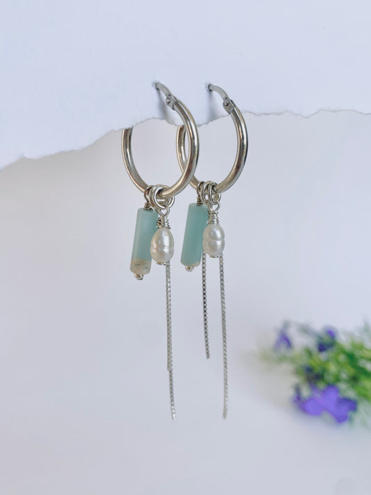 עגילי מיה | עגילי חישוק כסף שלושה תליונים- אקווה מרין תכלת