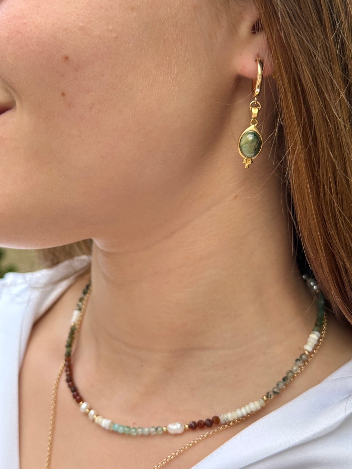 עגילי תומר | עגילי חישוק עין נמר ירוק