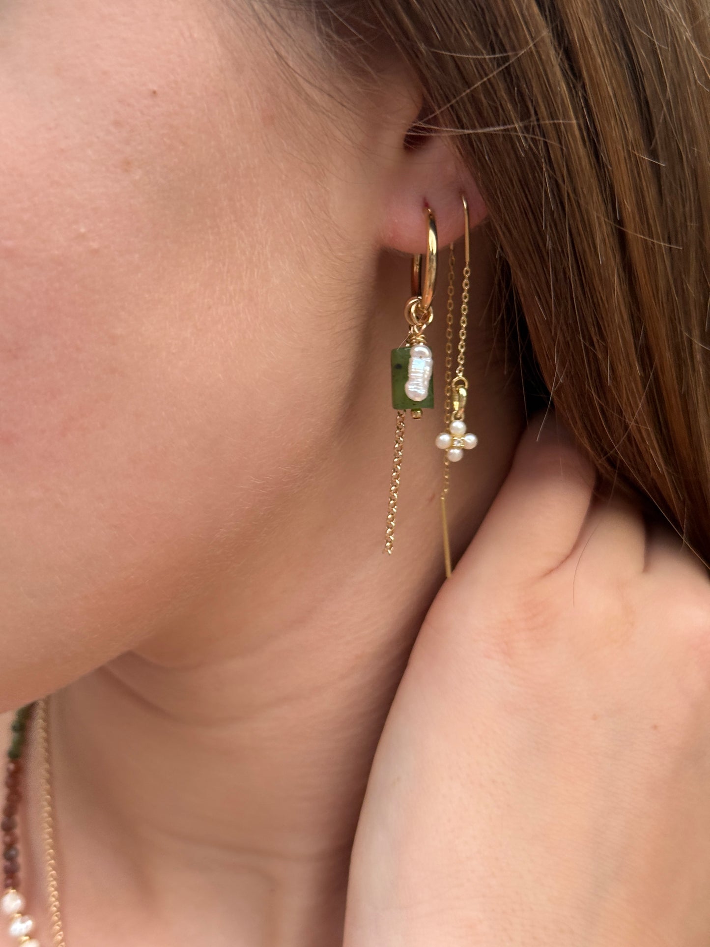 עגילי לירי | עגילי שרשרת תלויים  תליון פרח פנינה