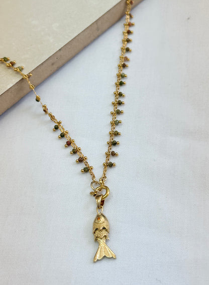 שרשרת סתיו | גווני חום ירוק תליון דג זהב