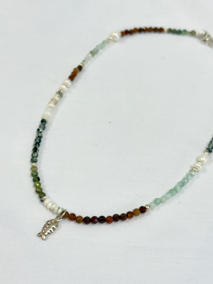 שרשרת לירי | גווני חום ירוק