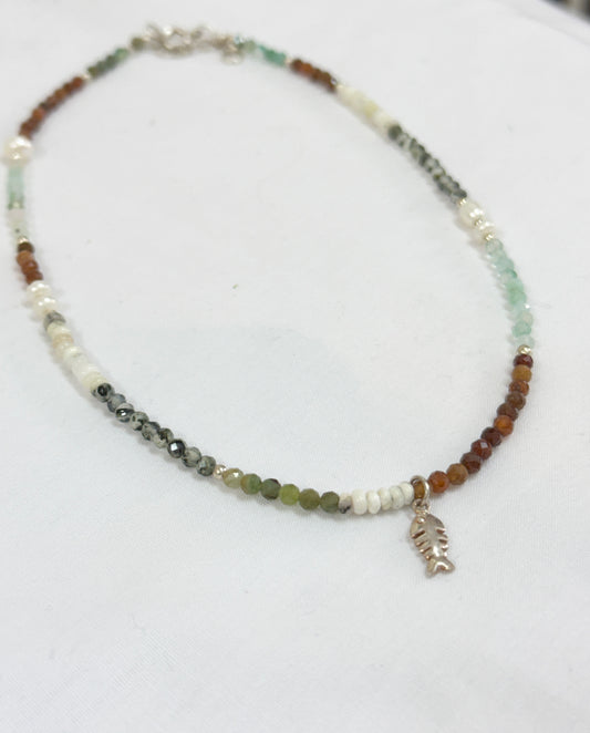 שרשרת לירי | גווני חום ירוק