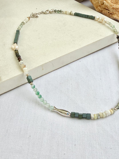 שרשרת לירי | גווני ירוק