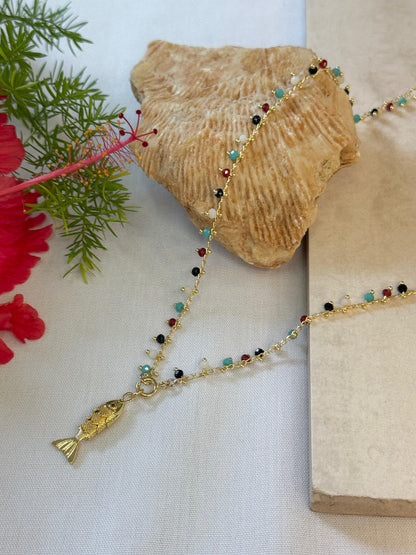 שרשרת סתיו | תליון דג מוזהב צבעוני