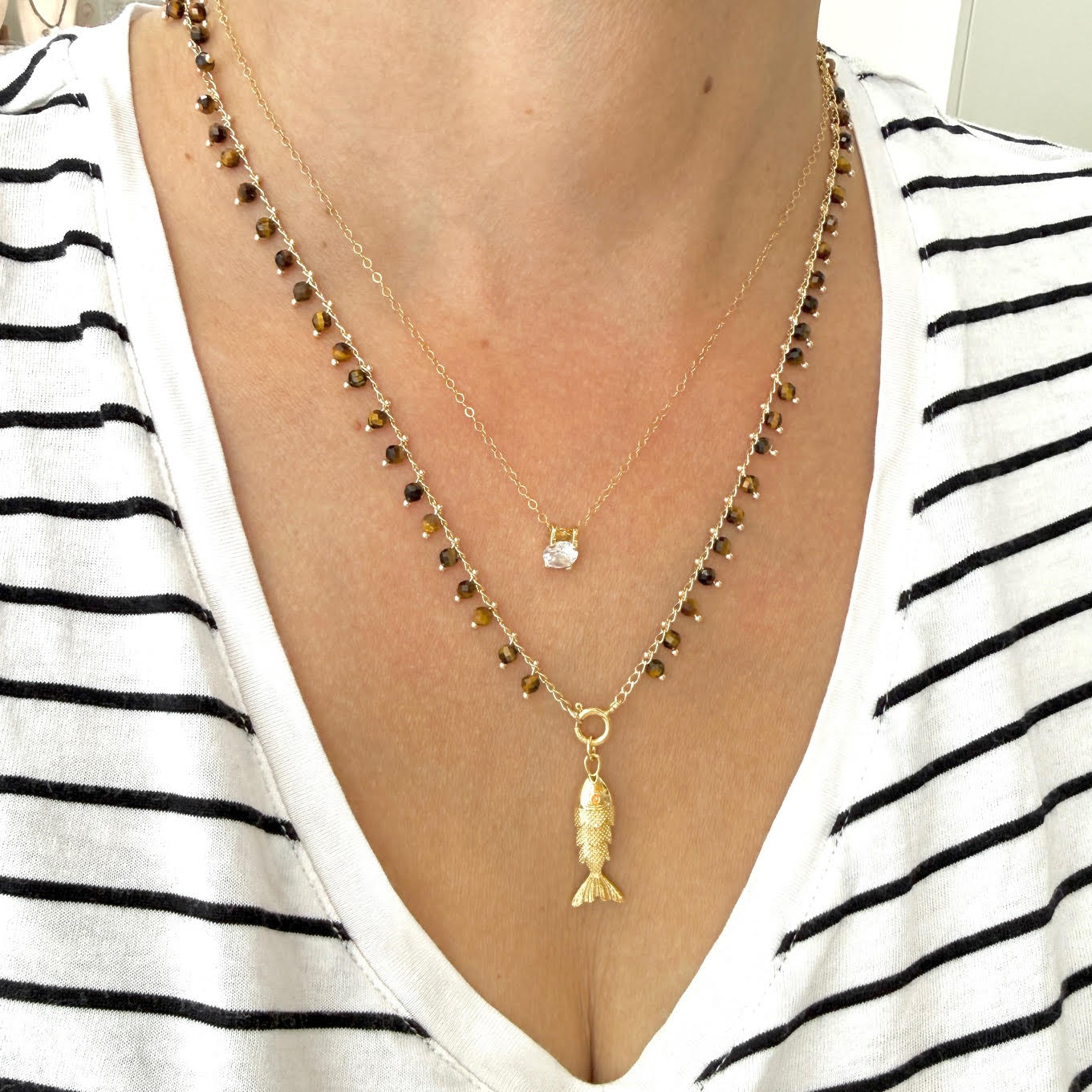 שרשרת סתיו | תליון דג מוזהב חום